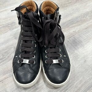 UGG’s Black leather High-Top Sneakers
